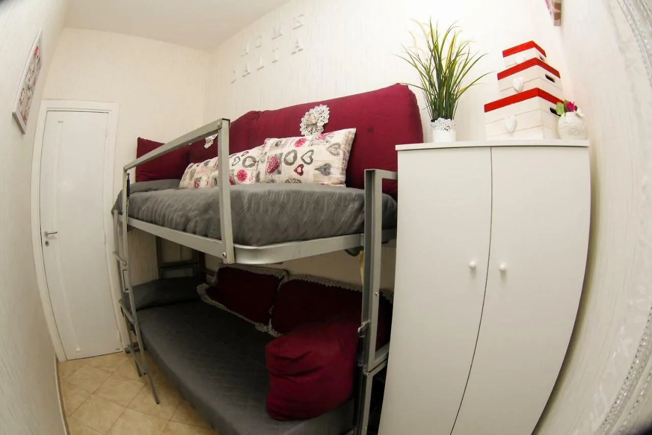 Appartamento Casa Dalia Napoli Italia